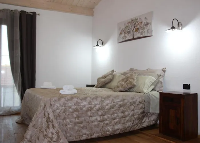 Tzia Udroni Apartament